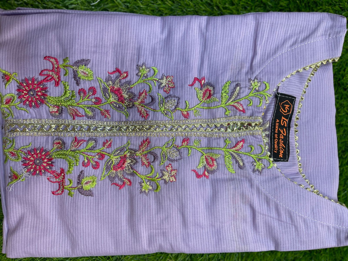 Lawn Embroidered Two Piece Kurti GL7006