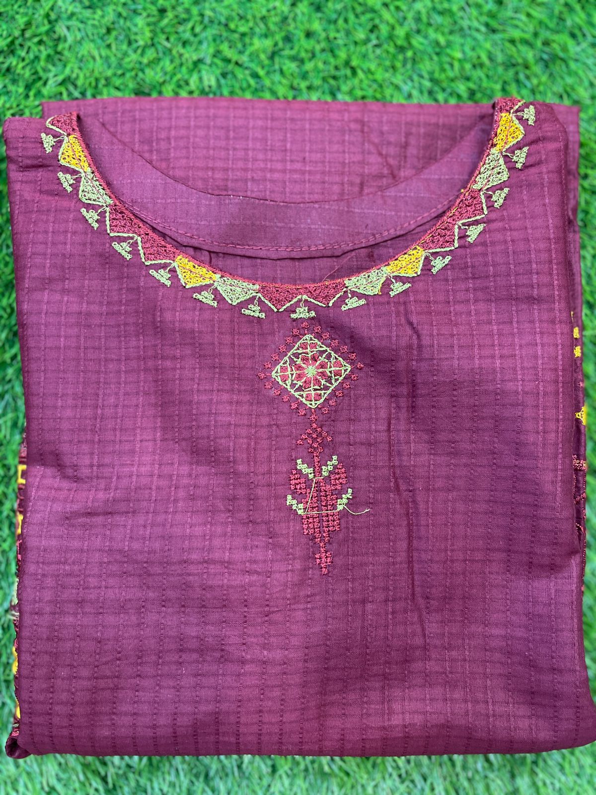 Lawn Embroidered Two Piece Kurti GL7001